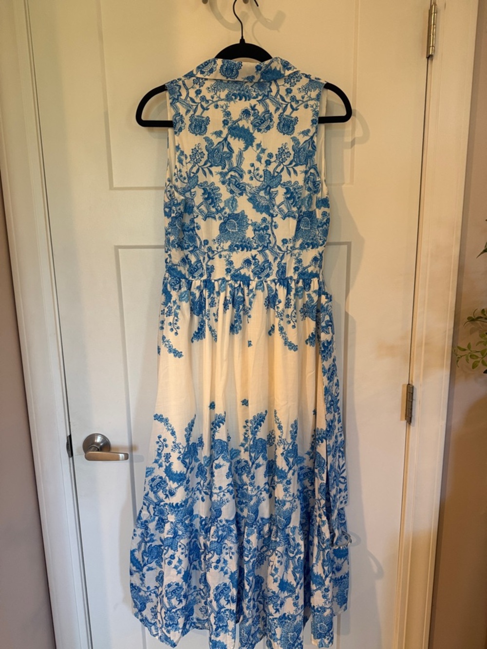 Flying Tomato Blue & White Toile Print Midi Dress | Sleeveless Shirt Dress - Picture 2 of 6